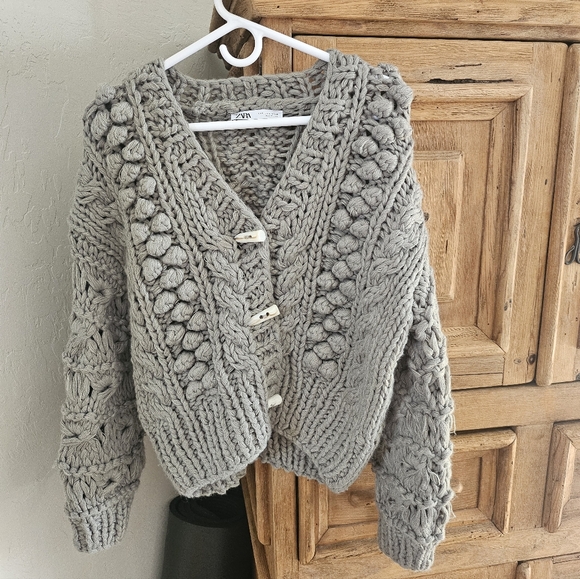 Zara Chunky Knit Women Sweater - Olive (ish) Green - Picture 6 of 6